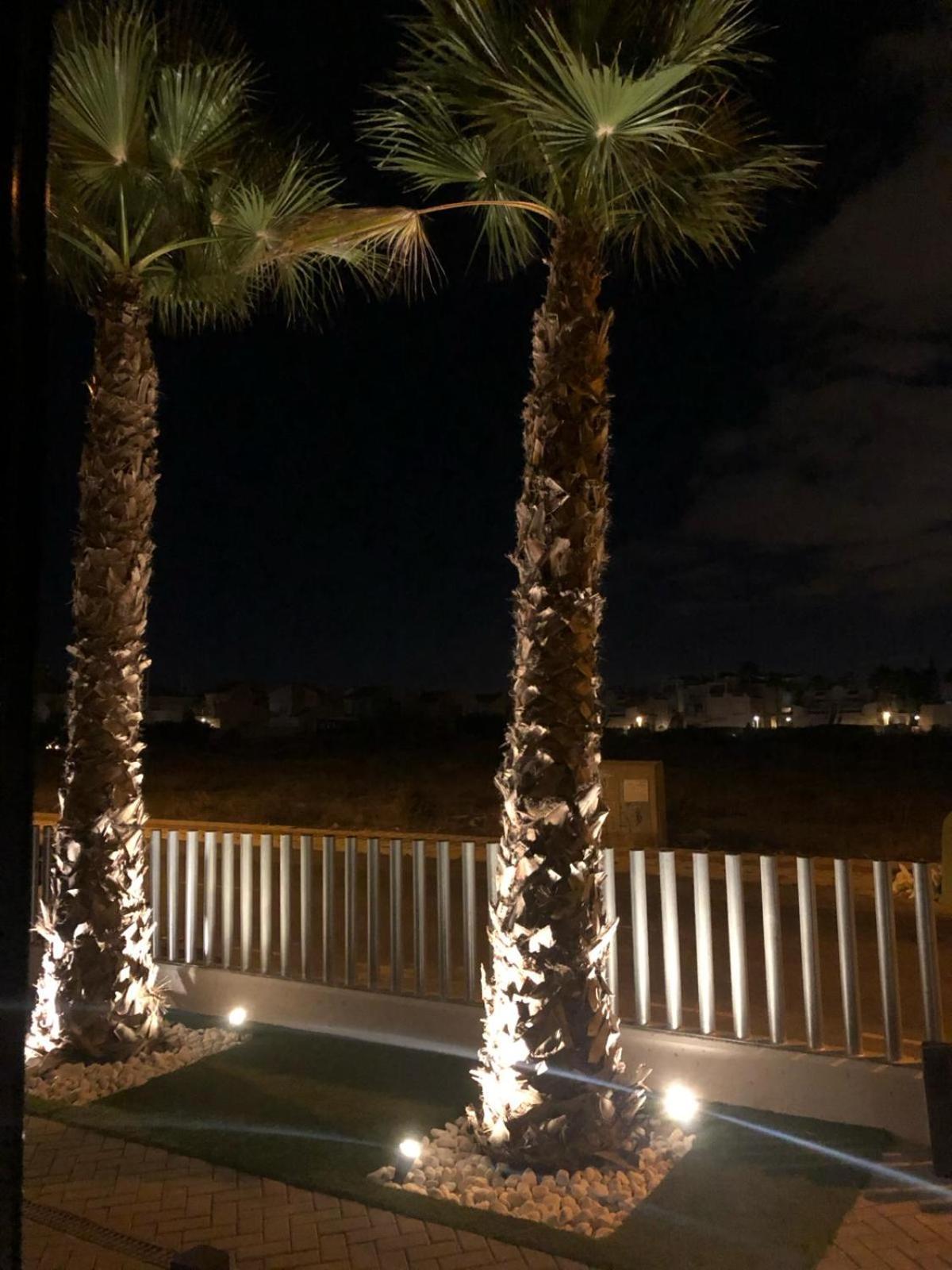 オリウエラPalmview Poolside Heaven In Turquesa Del Marアパートメント エクステリア 写真